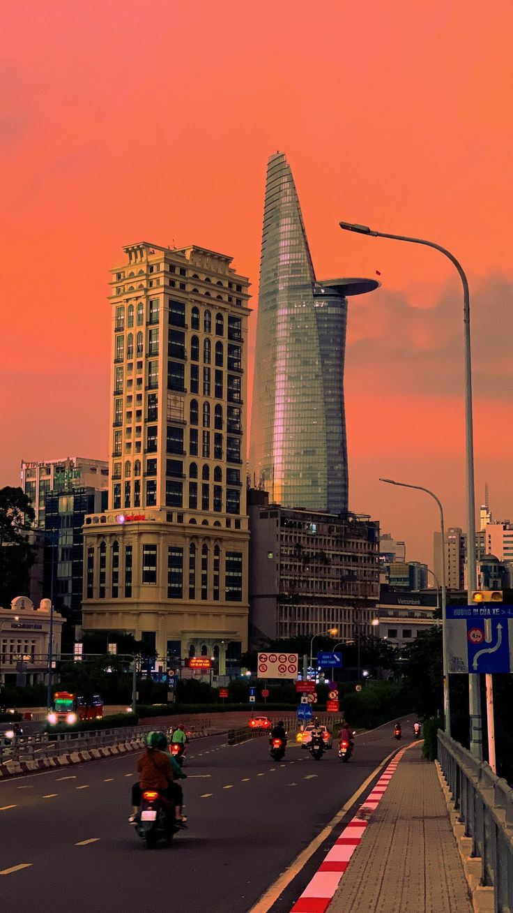 ✈️ Just Landed in Ho Chi Minh City? Here’s Your Perfect First Stop Near the Saigon Opera House