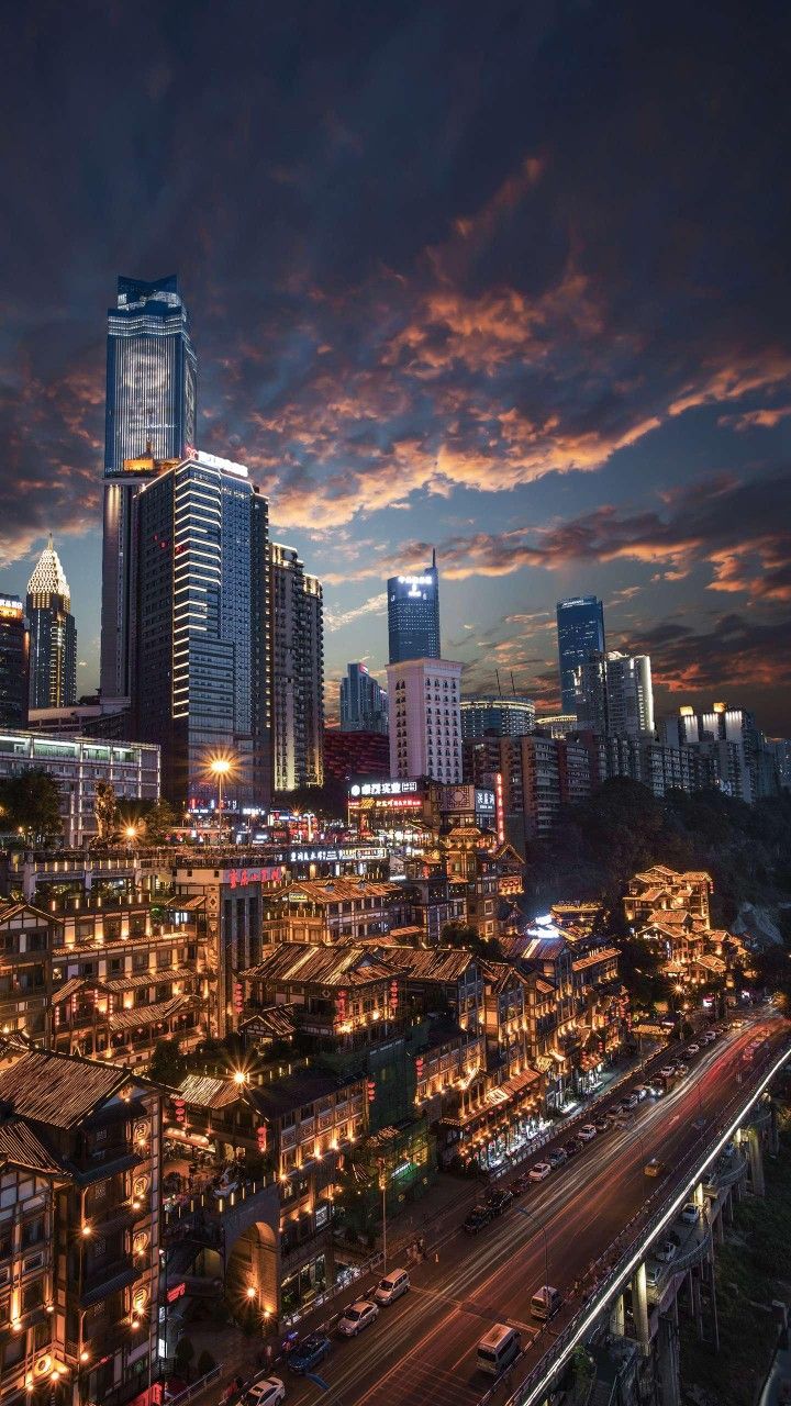 🌙 What to Do Tonight in Ho Chi Minh City? A Night Market Walk, Spa, and Local Dinner Near Ben Thanh